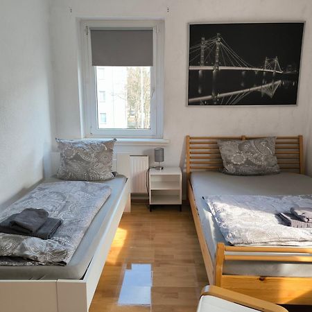 Apartment Am Suedpark แมร์เซอบวร์ก ภายนอก รูปภาพ